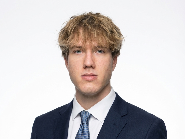 Portrait of Evan Thompson